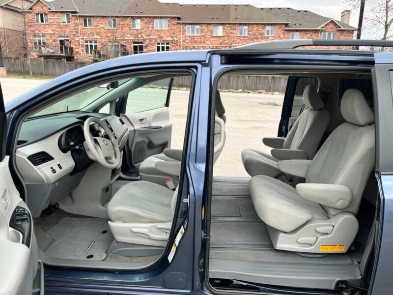 Toyota Sienna