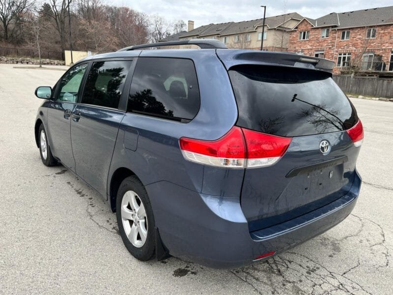 Toyota Sienna