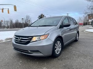 Used Honda Odyssey eight seater for Sale at ZAFFS Motors Beamsville Ontario. Super clean inside out. Fuel efficient engine.