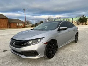 Used Honda Civic for Sale at ZAFFS Motors Beamsville Ontario. Super clean inside out. Fuel efficient engine.