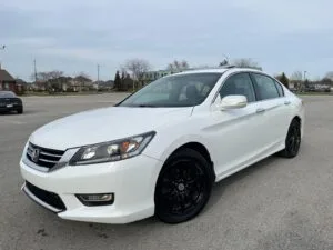 Used Honda Accord Sports for sale at ZAFFS Motors Beamsville, Ontario. Low mileage, multiple features, Aggressive looks with Comfort and Luxury.