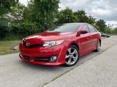 2014 TOYOTA CAMRY SE