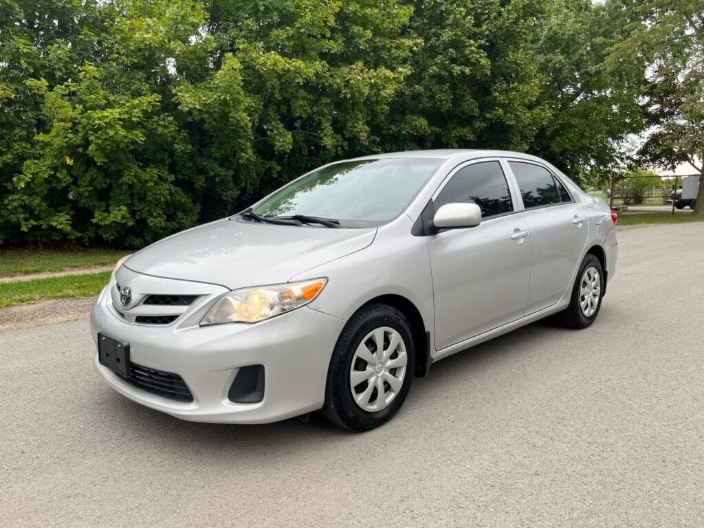 Used Toyota Corolla for sale ZAFFS Motors Beamsville Ontario. Well-maintained, super clean inside out, safety certified.