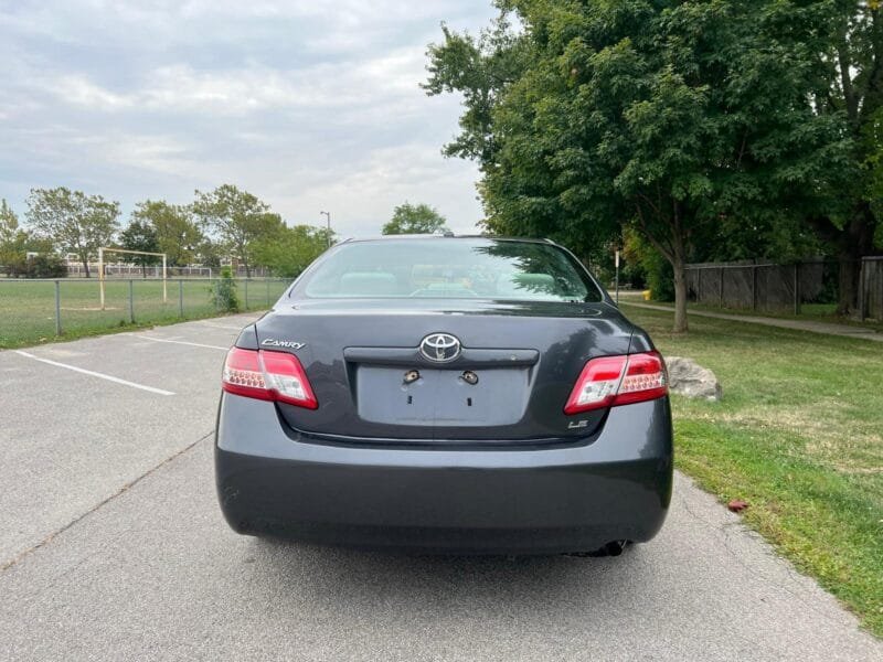 2011 Toyota Camry LE