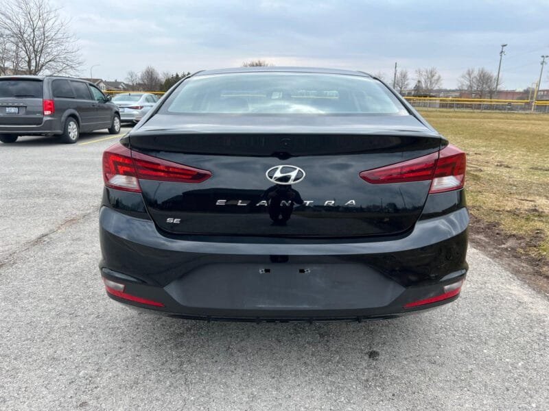 2019 Hyundai Elantra SE