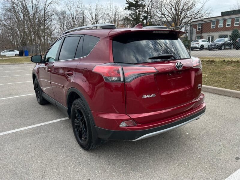 2018 Toyota RAV4 XLE Adventure AWD