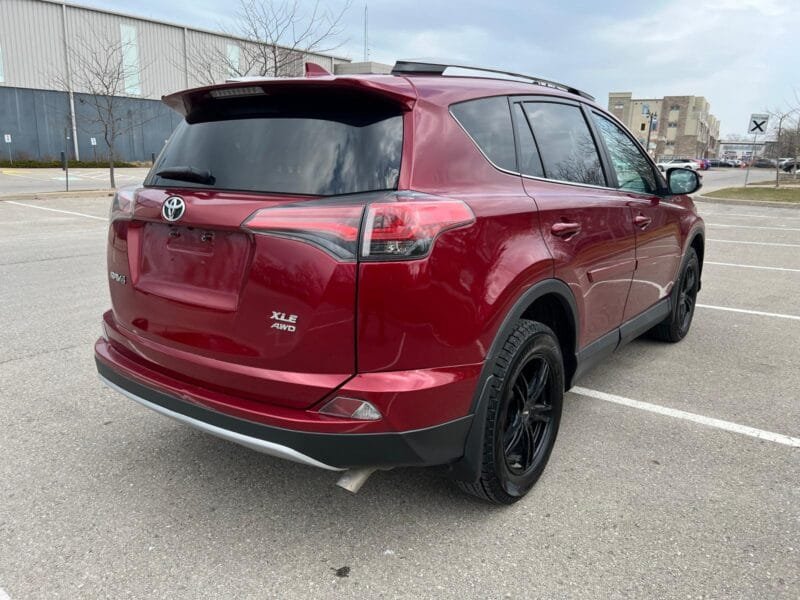 2018 Toyota RAV4 XLE Adventure AWD