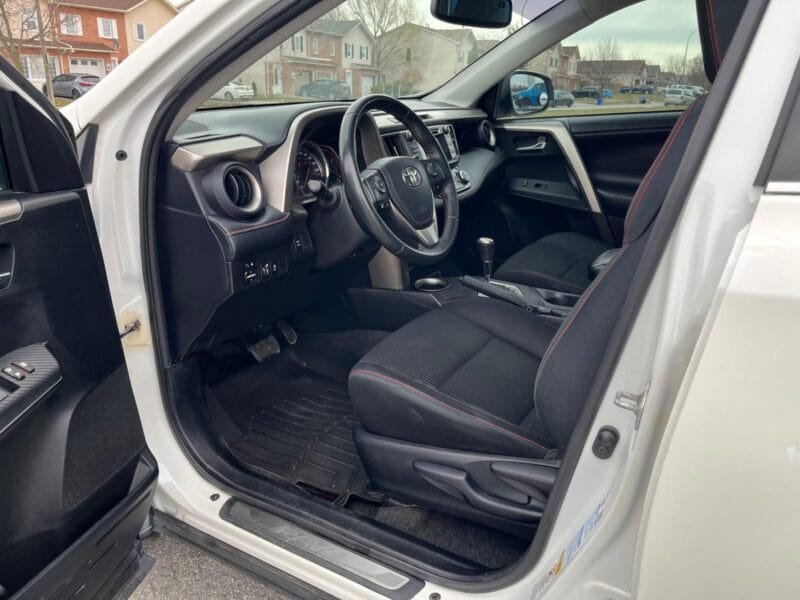 2015 Toyota RAV4 XLE AWD