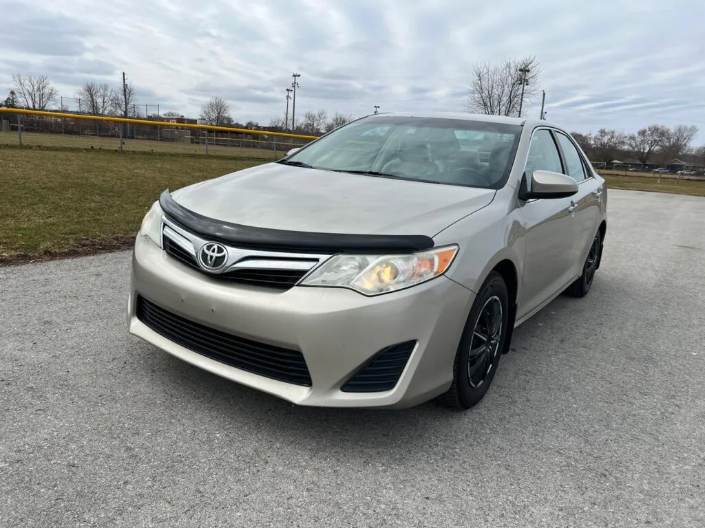 Used Toyota Camry LE for sale ZAFFS Motors Beamsville, Ontario. Low mileage, super clean, well-maintained, smooth drive, no mechanical issue. Guaranteed!