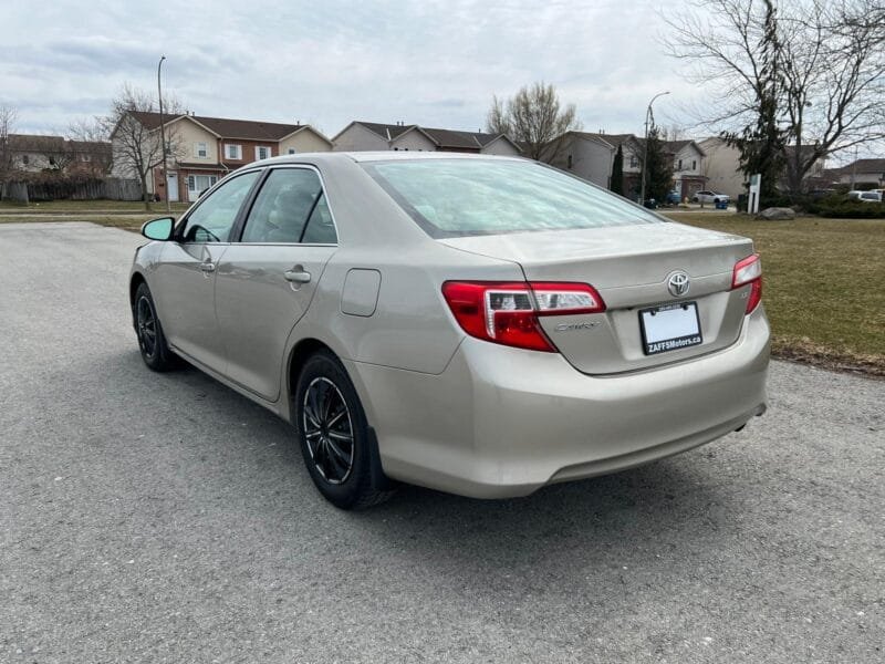 2014 TOYOTA CAMRY LE