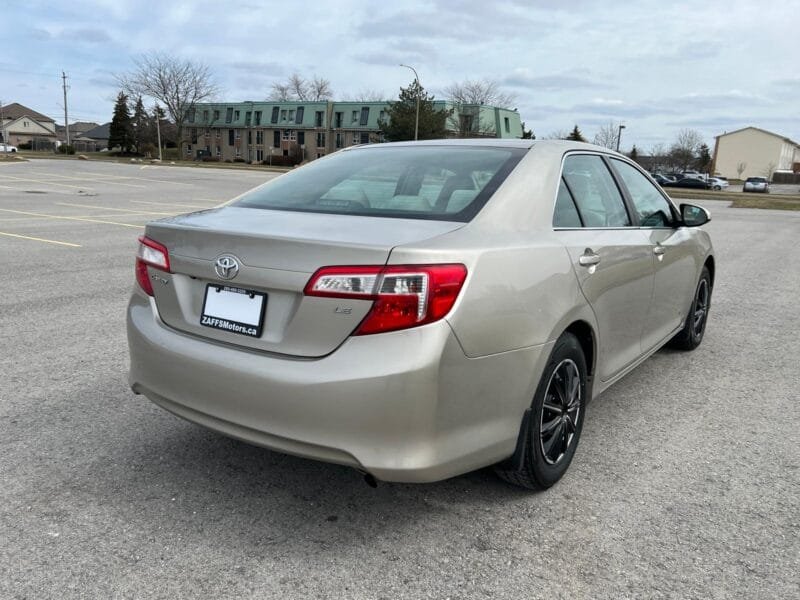 2014 TOYOTA CAMRY LE