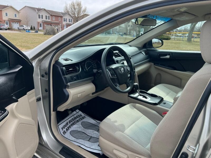 2014 TOYOTA CAMRY LE