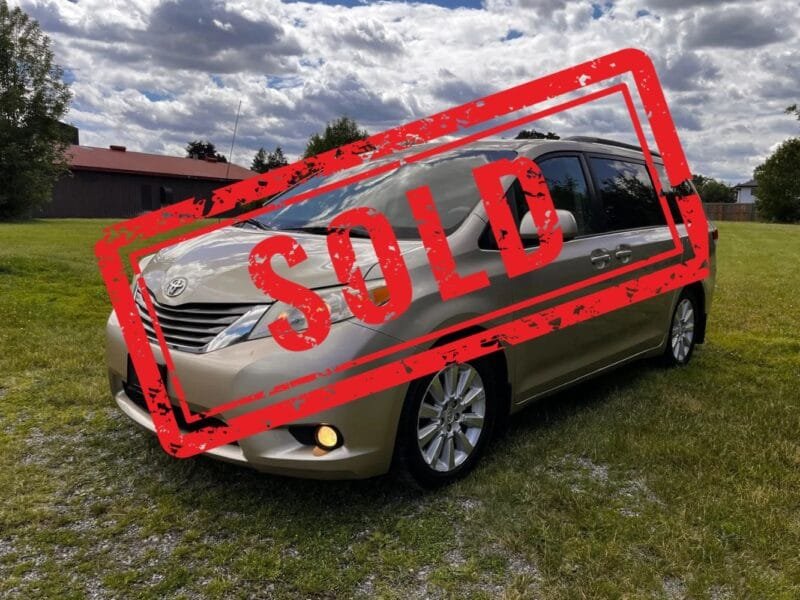 2012 Toyota Sienna XLE