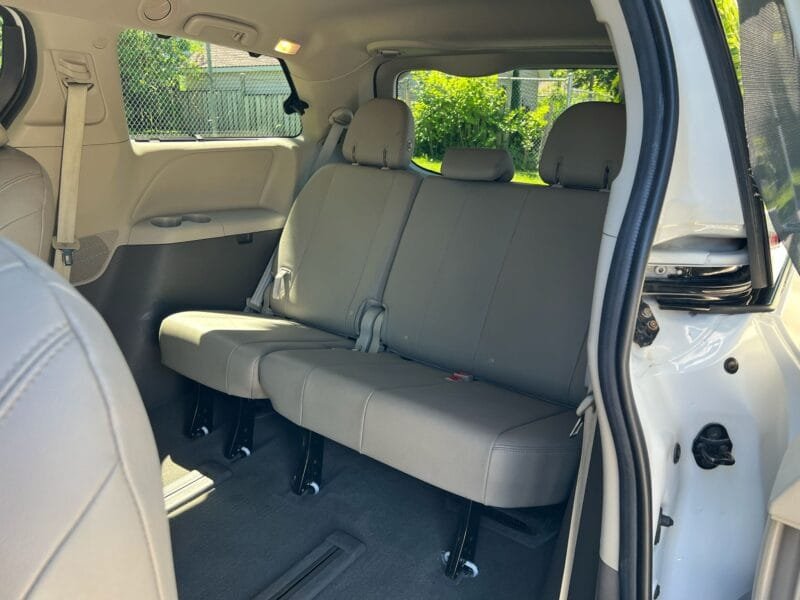 2020 Toyota Sienna XLE AWD