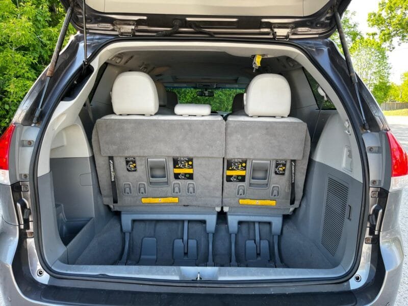 2011 Toyota Sienna XLE