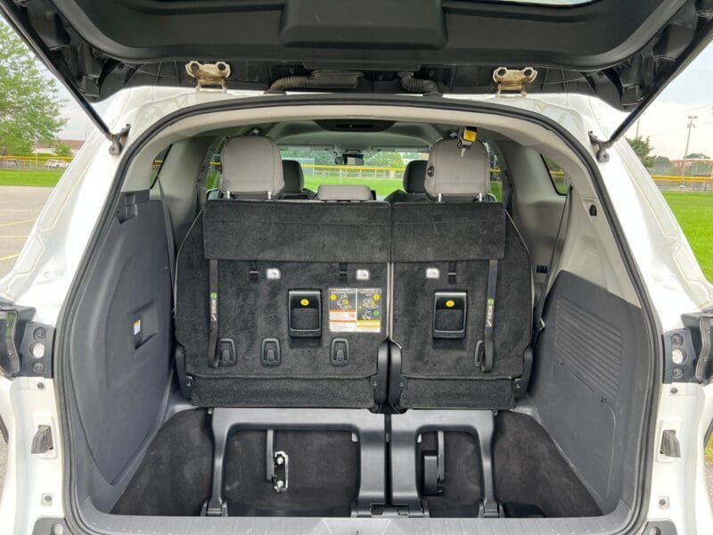 2021 Toyota Sienna LE Hybrid