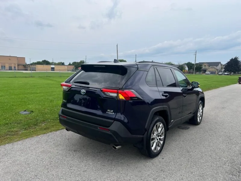 2022 Toyota RAV4 XLE AWD Hybrid