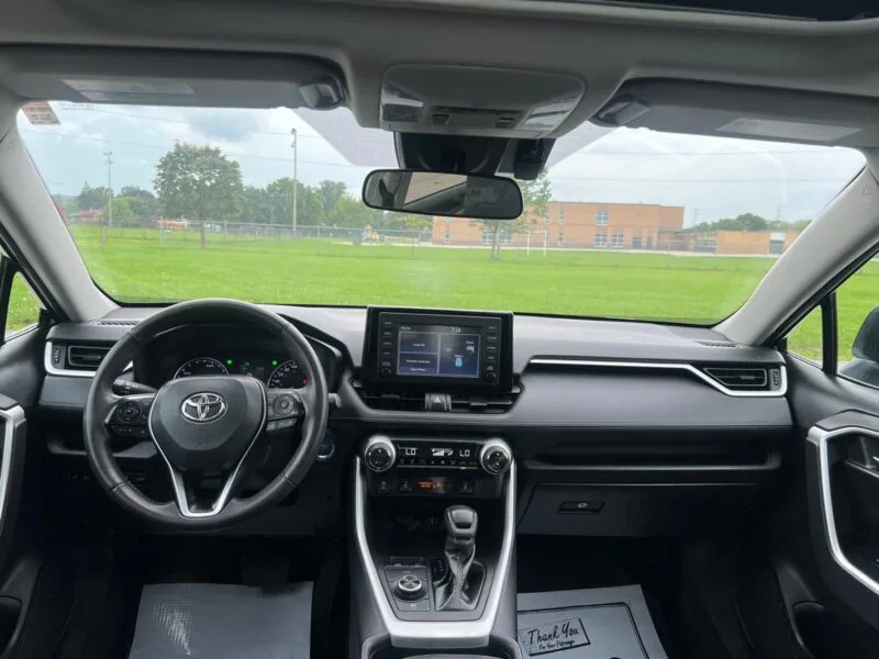 2022 Toyota RAV4 XLE AWD Hybrid